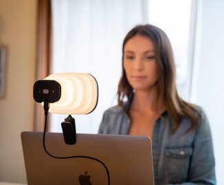Zumy Portable Quality Light Replicates Professional Softbox Effect for a Video Meeting